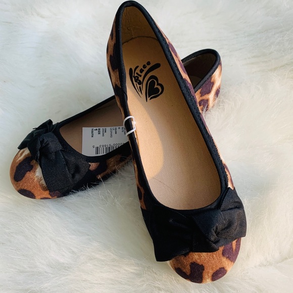 Kayla Double Bow Leopard Ballet Flats - Picture 2 of 5